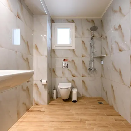 Alfa Boutique Apartament *