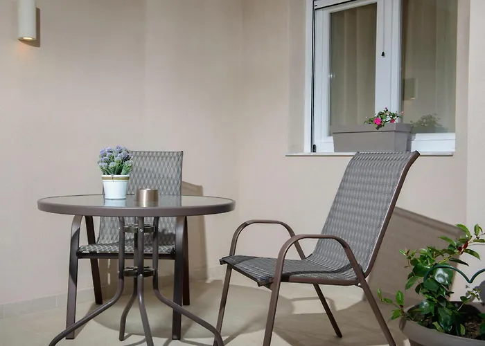 Alfa Boutique Apartment