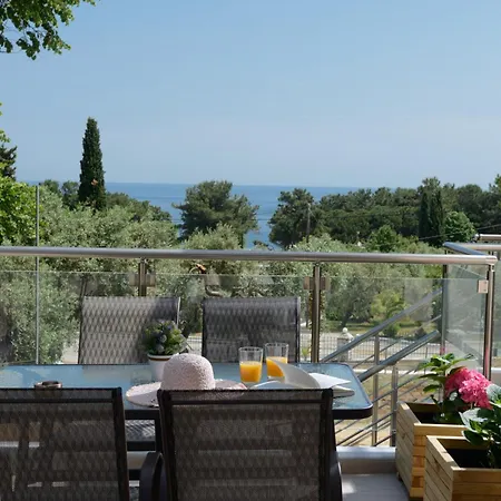 Alfa Boutique Apartmán Koinira