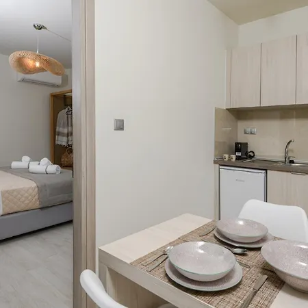 Alfa Boutique Appartement *